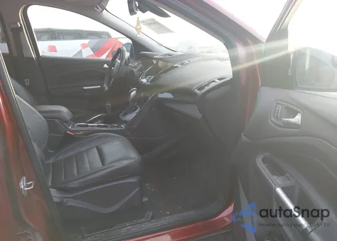 2014 Ford Escape Titanium z USA, uszkodzony, nr VIN 1FMCU9J96EUA01698